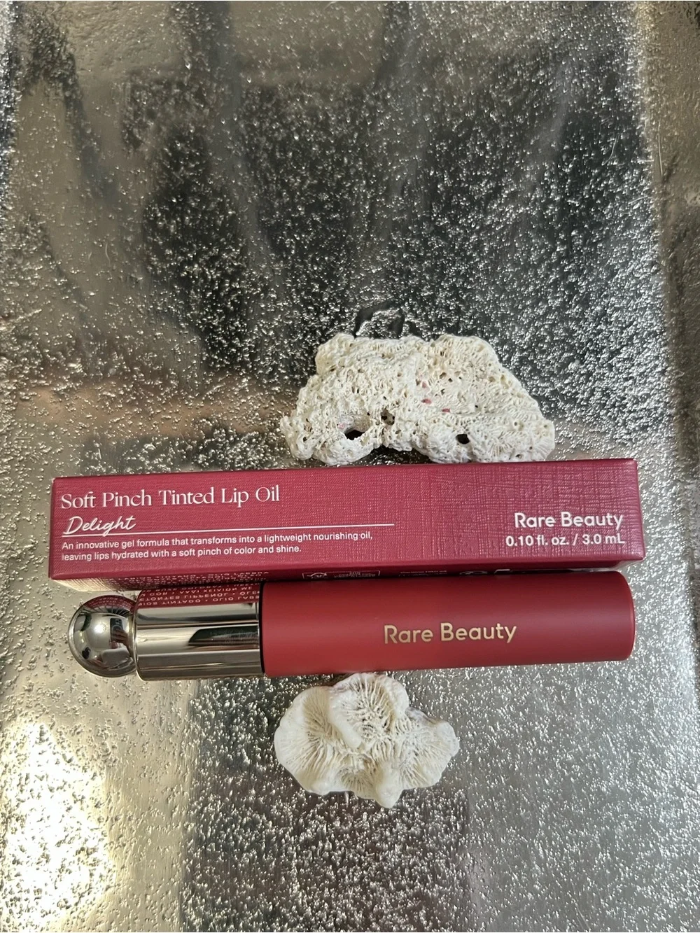 NIB RARE BEAUTY By Selena Gomez Soft Pitch Tinted Lip Oil Stain Color Delight